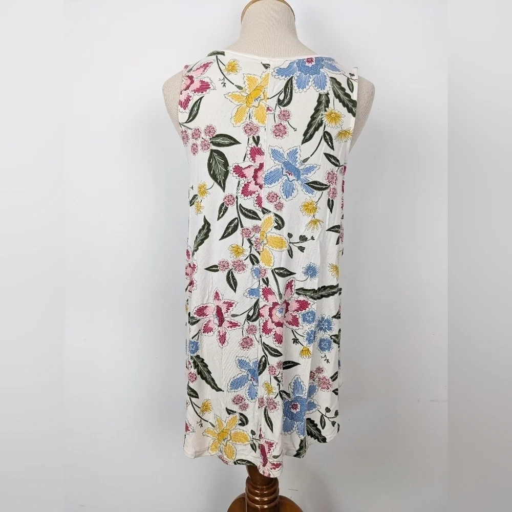 Old Navy Luxe Tank Top Size Medium Cream Floral - Picture 3 of 7